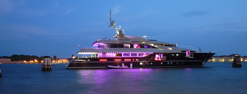 Yacht Charter